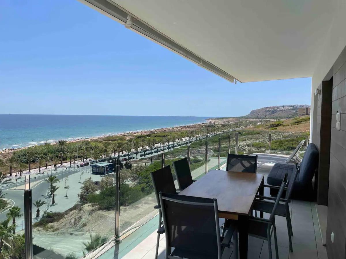 Great Views First Line Teleworkers And Families Unforgetable Apartment Ареналес-дель-Соль Екстер'єр фото